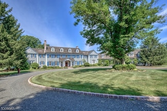 455 Long Ln, Far Hills, NJ 07931
