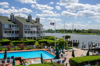 15 Grand Pointe Way, Sea Bright, NJ 07760