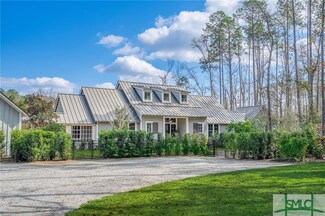 165 Belted Kingfisher Ln, Richmond Hill, GA 31324