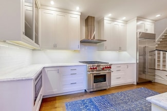 13 Walnut St Unit 1, Boston, MA 02108