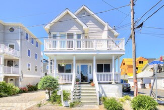 12 Riverview Place, Sea Bright, NJ 07760