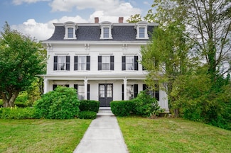 532 Washington St, Whitman, MA 02382