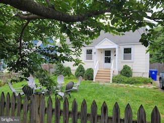 3809 13th St S, Arlington, VA 22204