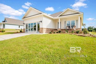 153 Ferdinand Ave, Fairhope, AL 36532