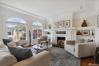 1131 Shrader St, San Francisco, CA 94117