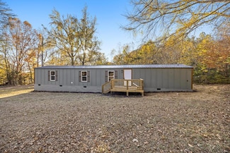 515 Crandall Ellijay Rd, Chatsworth, GA 30705