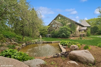 236 Steeplechase Rd, Barrington, IL 60010
