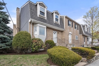 1067 Belmont St Unit C, Watertown, MA 02472