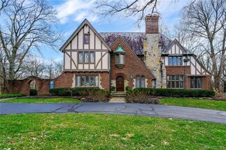 3572 Springdale Dr, Dayton, OH 45419