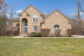 1985 Christopher Ct, West Bloomfield, MI 48324