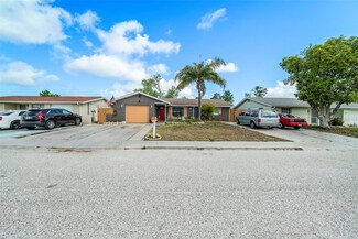 6821 Tierra Verde St, Port Richey, FL 34668