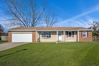 58905 Sunrise Ln, Elkhart, IN 46517