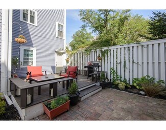 28 Howard St Unit 2, Salem, MA 01970
