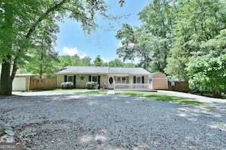 81 Apple Dr, Cataula, GA 31804