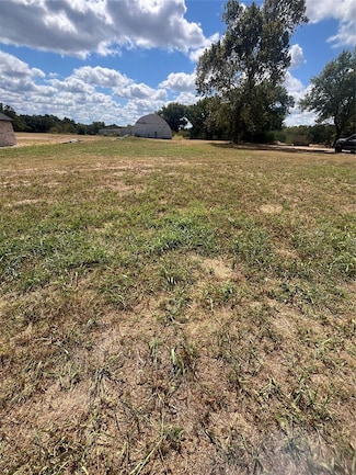 42865 Garrett's Lake Rd, Shawnee, OK 74804