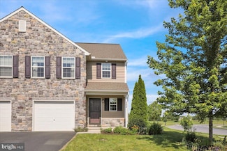 284 S Village Cir, Palmyra, PA 17078