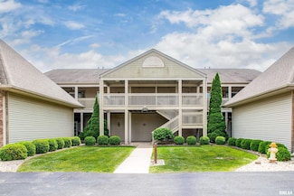 7325 N Villa Lake Dr Unit 2, Peoria, IL 61614