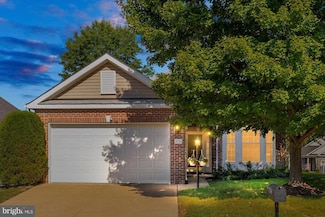 3736 Grey Ghost Ct, Dumfries, VA 22025