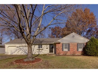 8116 W 97th St, Overland Park, KS 66212