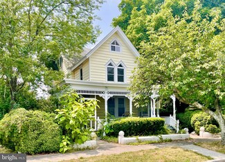 10 E High St, Felton, DE 19943