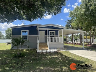 401 Maple Dr, Labelle, FL 33935
