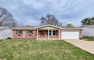 805 Treadway Ave, Saint Charles, MO 63301