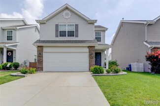 3325 Charlestowne Crossing Dr, Saint Charles, MO 63301