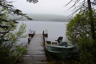 391 Round Pond Rd, Pittsburg, NH 03592