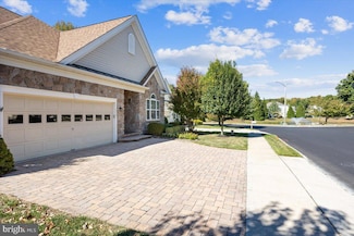 115 Lowell Dr, Marlton, NJ 08053