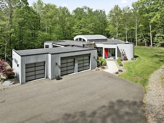 1201 Holly Hill Rd, Vestal, NY 13850