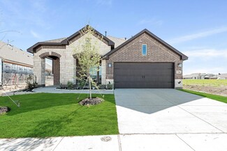 7744 Oakmeade St, Joshua, TX 76058