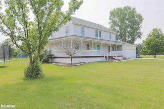 2043 Kronner Rd, Columbus, MI 48063