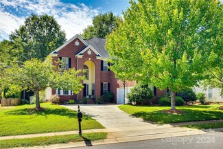 504 Deercross Ln, Waxhaw, NC 28173