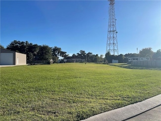 308 Luke Dr, Bayou Gauche, LA 70030