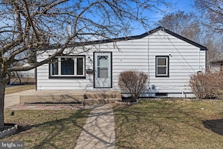 29 E 4th St, Burlington, NJ 08016