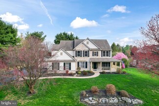 19 Fox Hollow Dr, Lancaster, PA 17602