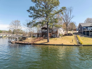 123 Bridgeview Cir, Hot Springs National Park, AR 71913