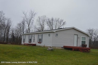 3980 W Fike Rd, Coleman, MI 48618