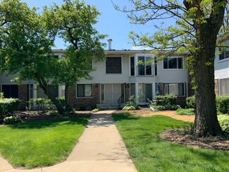 2730 Mitchell Dr Unit 3, Woodridge, IL 60517