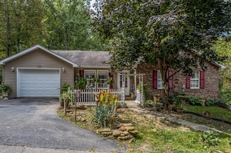 129 Quail Hollow Rd, Morehead, KY 40351