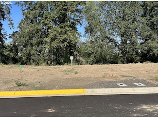 3088 NW Pinehurst Dr Unit 48, McMinnville, OR 97128