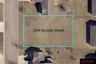 1904 Boulder St, Saint Peter, MN 56082