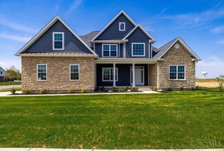 4 Savannah Dr, Oxford, OH 45056