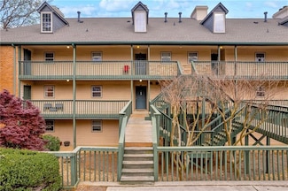 113 Brittany Ct, Duluth, GA 30096