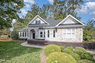 11 Kingswood Ln, Chapel Hill, NC 27517