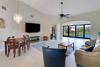 3490 SE Martinique Trace Unit 202, Stuart, FL 34997