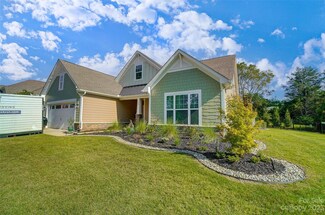 399 Kentmere Ln Unit 10, Clover, SC 29710