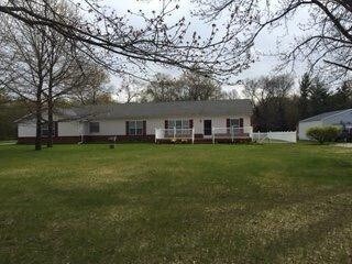 11395 N 568 E, de Motte, IN 46310