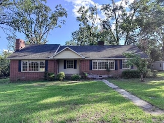 412 W 4th St, Vidalia, GA 30474