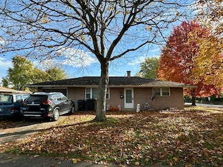 2 Savoy Ave, Dayton, OH 45449